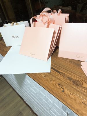 32*10*25cm Pantone Color 4C Printing Printed Paper Shopping Bags